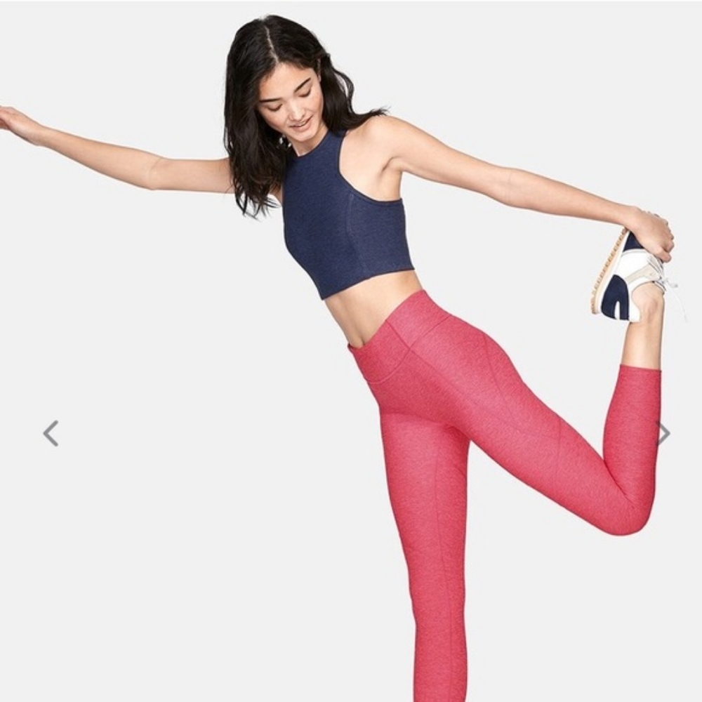 Outdoor Voices 3/4 Warm Up leggings in Flamingo 🦩